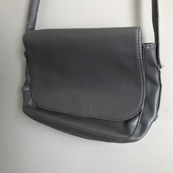 Gray cross-body purse - Picture 8 of 8